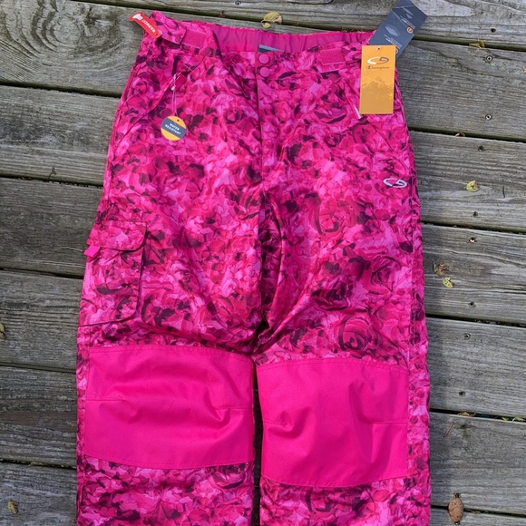 ⚜️Bright Pink Winter Jacket and Snow Pants! - Picture 13 of 16